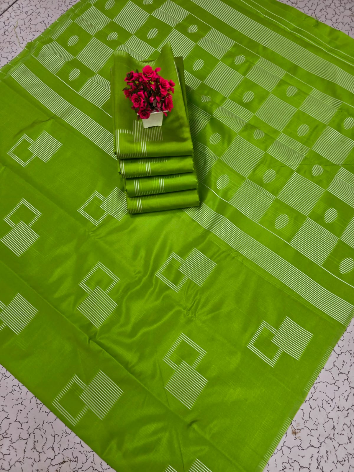 Nila Saree
