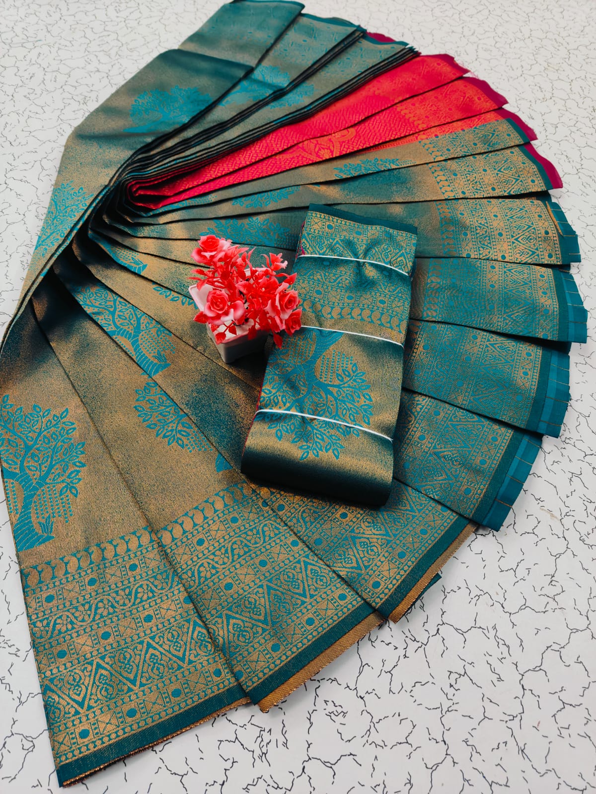 Meera Saree
