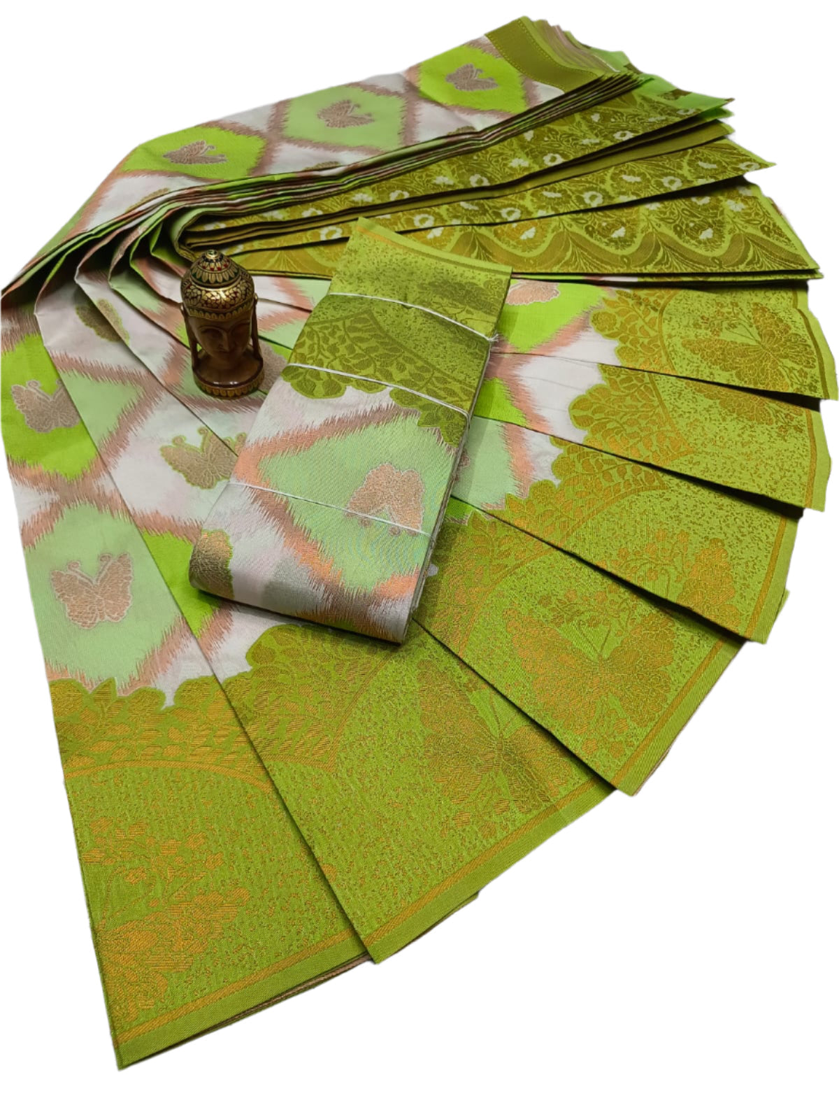 Vastrakala Saree