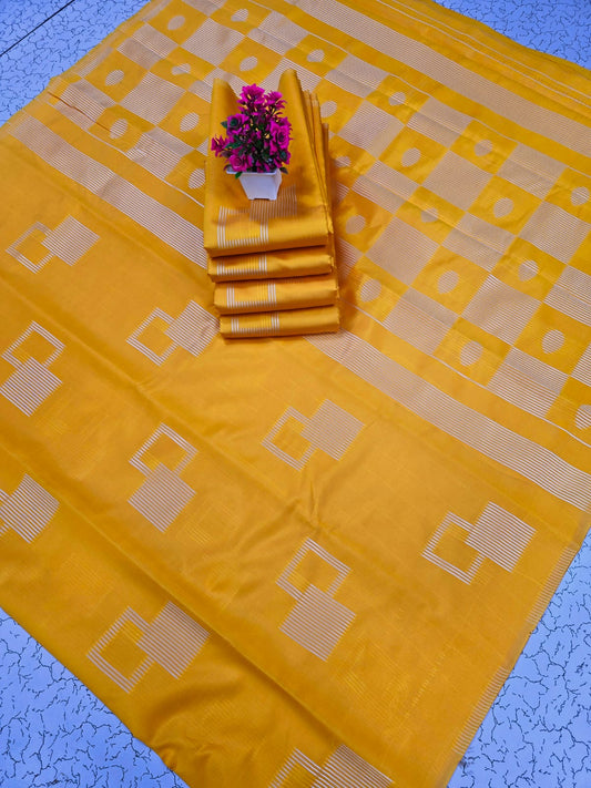 Nila Saree